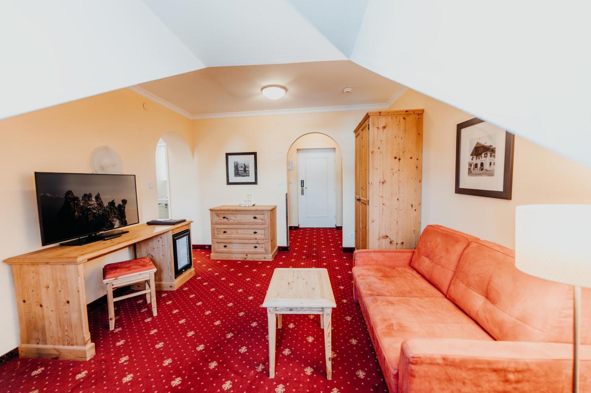 Post Seefeld - Wellnesshotel Tirol Зефельд-ін-Тіроль Номер фото
